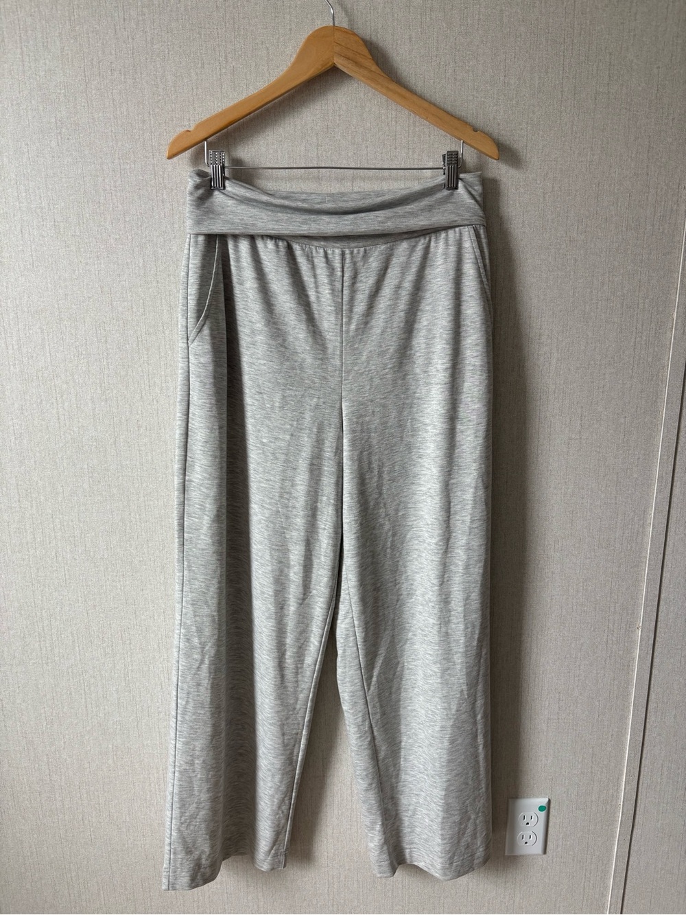 Banana Republic Heather Gray Wide-Leg Lounge Pants